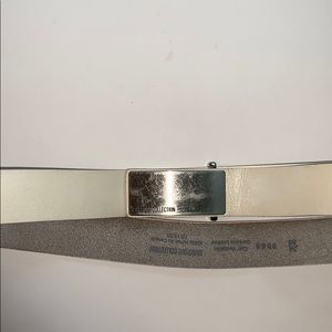 Report collection white leather belt size 34